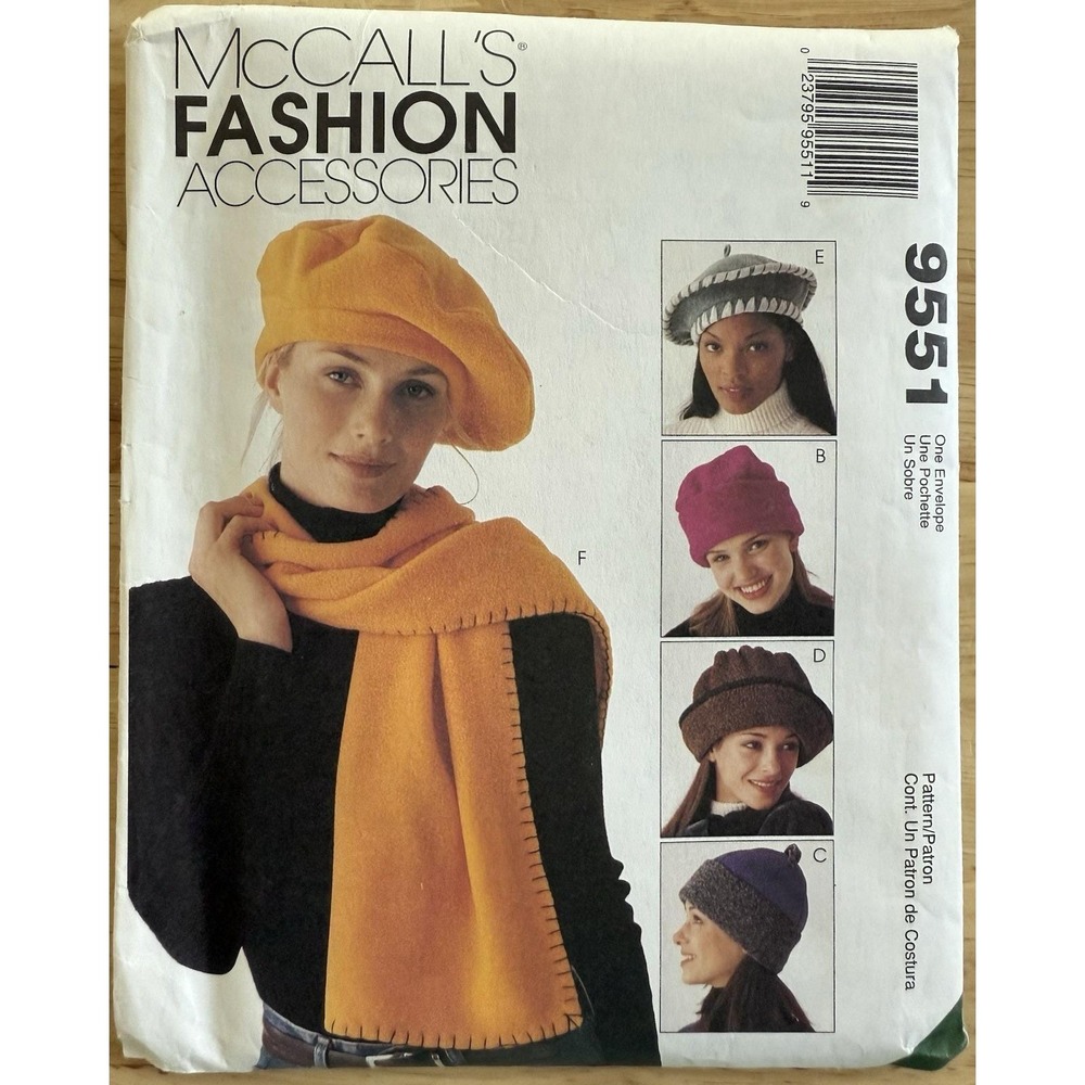 McCall's Stretch Knits Pattern 9551‎ Fleece Hats scarves Tote Roll-Up Blanket UC